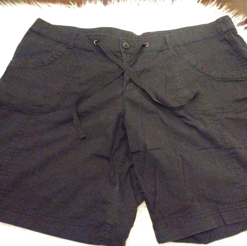 Faded Glory women's short